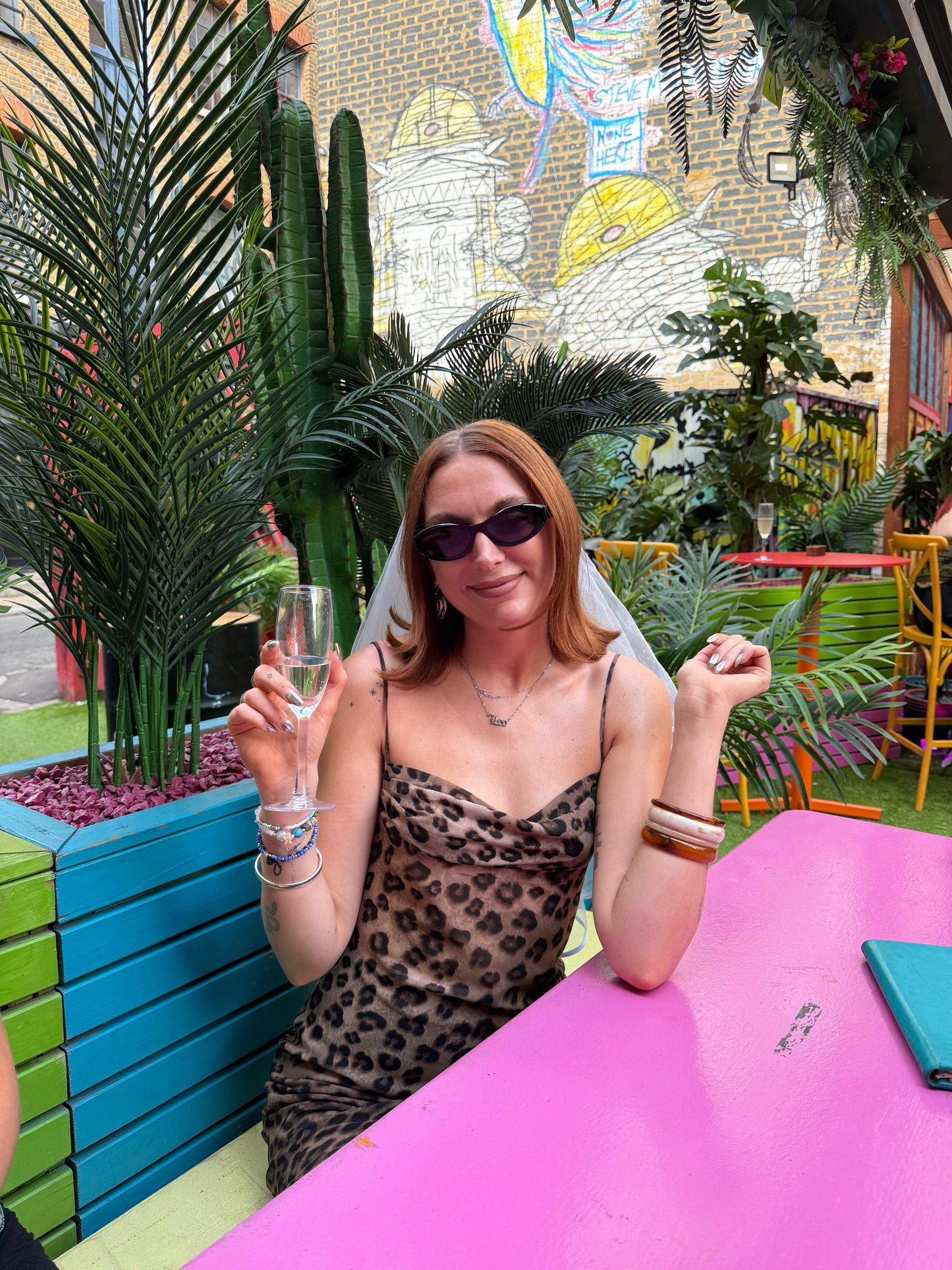 Prada Cat-Eye Sunglasses - Black